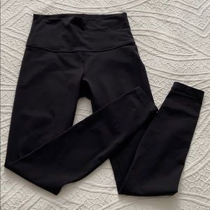 Lululemon Wunder Under leggings